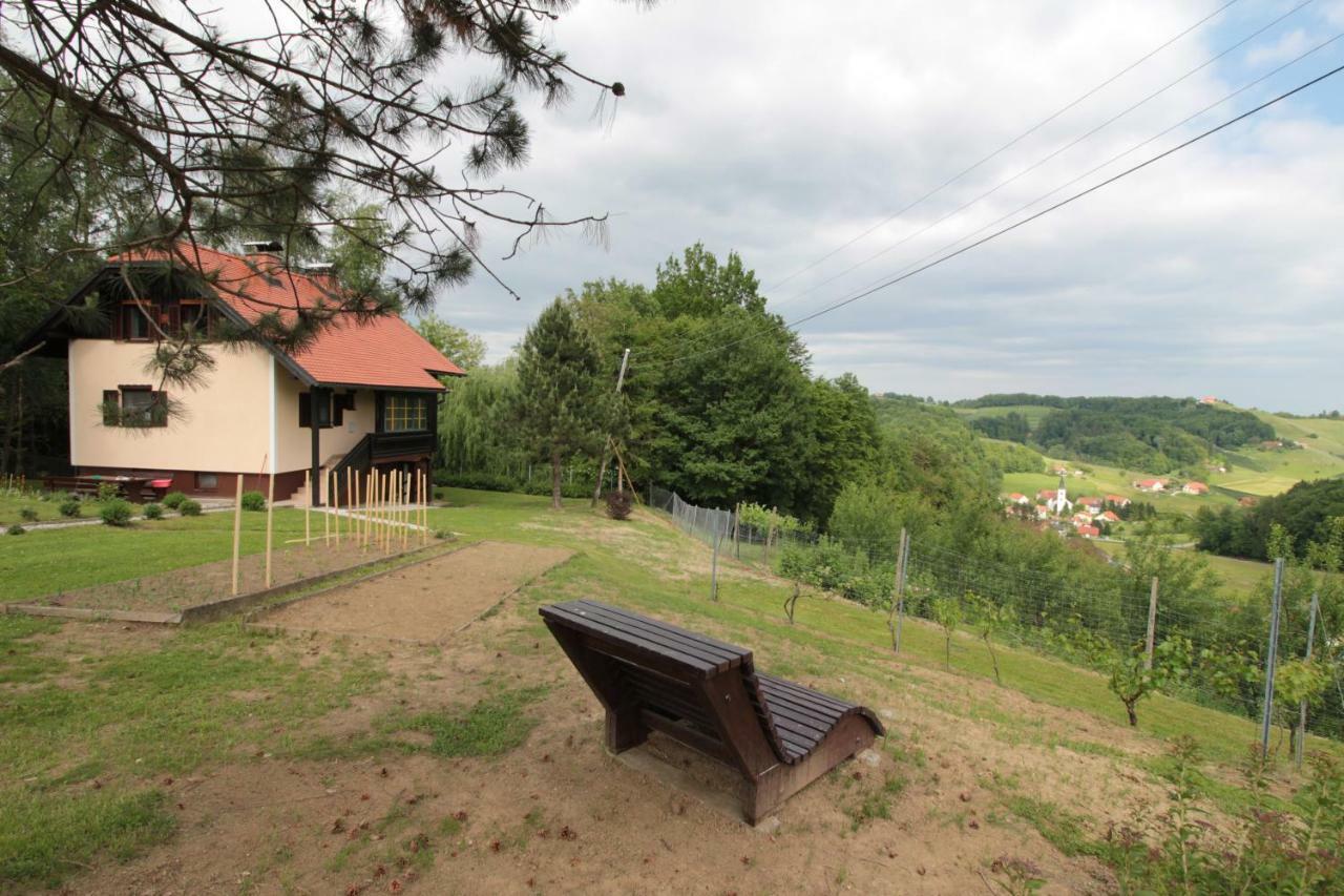 Holiday Home Winzerhaus Eva Spicnik Luaran gambar